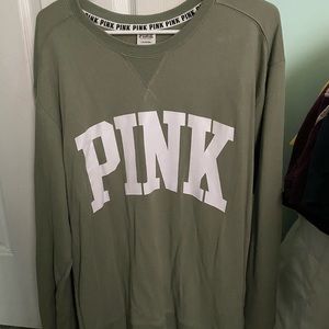 VS/PINK crew neck